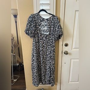 Old Navy floral midi dress